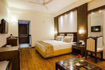 Hotell Shiva Continental