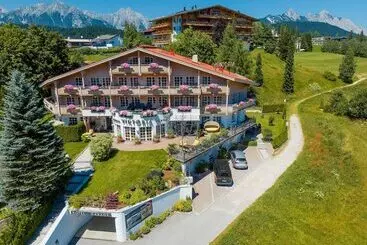 Hotel A Vita Viktoria & A Vita Living Luxury Apartments