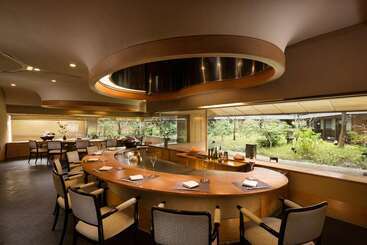 בית מלון כפרי Hilton Tokyo Odaiba