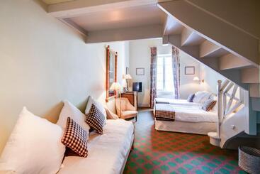 Отель Le Mas De Peint Teritoria