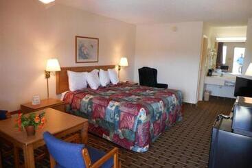 هتل Americas Best Value Inn Blue Ridge
