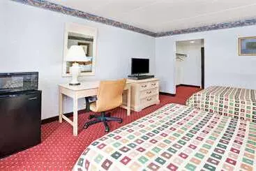 酒店 Days Inn By Wyndham Livonia Canton Detroit