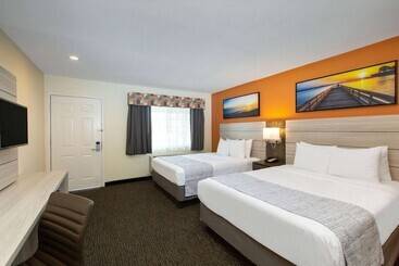 فندق Days Inn By Wyndham Montereyfisherman S Wharf Aquarium