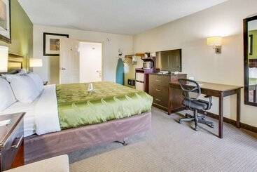 فندق Quality Inn Oak Grove Fort Campbell