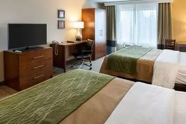 בית מלון כפרי Comfort Inn West