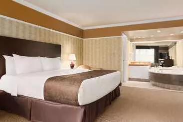 فندق Days Inn By Wyndham Troisrivieres