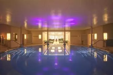 Отель Swiss Holiday Park Resort