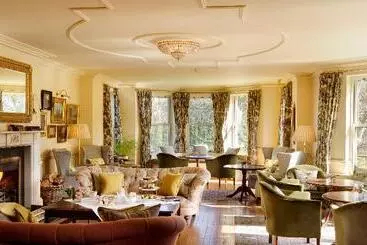 Hotel Sheen Falls Lodge