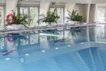 渡假胜地  Ensana Thermal Heviz