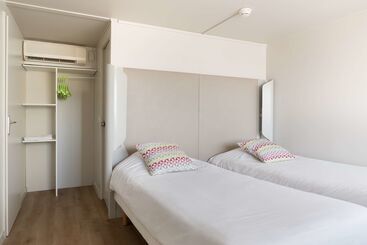 ホテル Campanile Dole