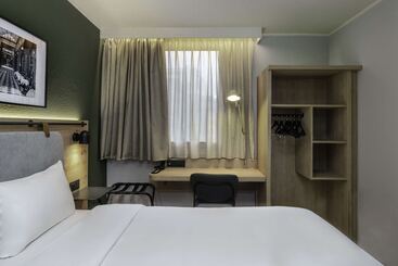 호텔 Campanile Paris Ouest Gennevilliers Port