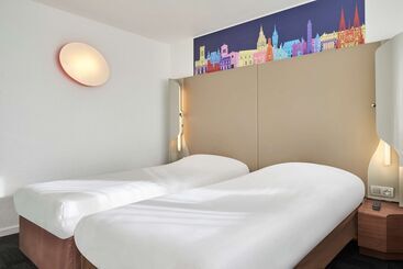 فندق Kyriad Brie Comte Robert