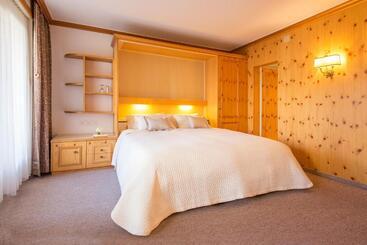 Hotel Europa Suites St Moritz
