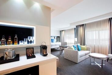 בית מלון כפרי Southern Sun Waterfront Cape Town