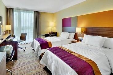 ホテル Courtyard By Marriott Linz