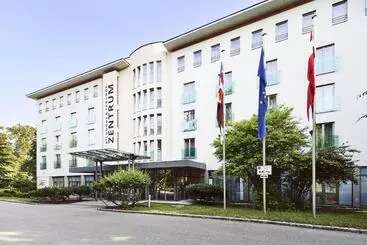 בית מלון כפרי Europahaus Wien