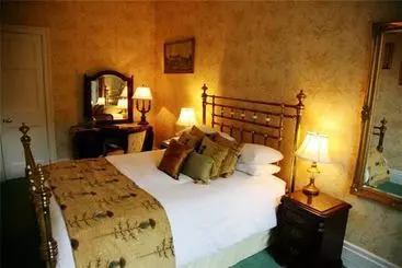 Отель Comlongon Castle