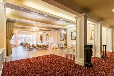 ホテル Ednam House