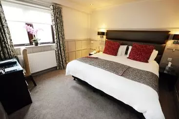 Glynhill Hotel & Spa Near Glasgow Airport