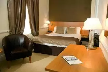 هتل Grand St Leger