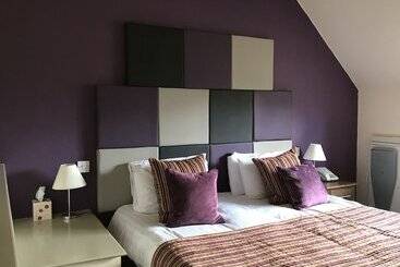 호텔 The Deddington Arms