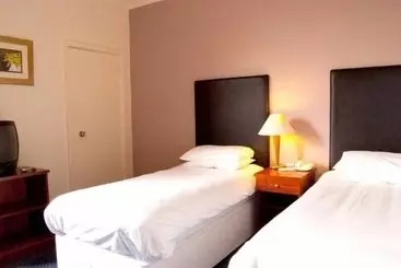 Manor Hotel By Greene King Inns