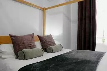 Norton House Hotel   Mumbles