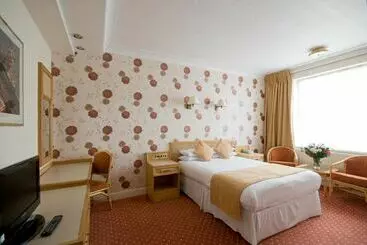 هتل The Royal Beach