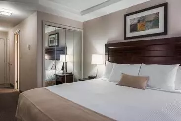 Coast Calgary Downtown Hotel & Suites By Apa