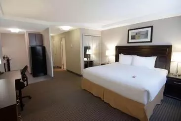 Coast Calgary Downtown Hotel & Suites By Apa