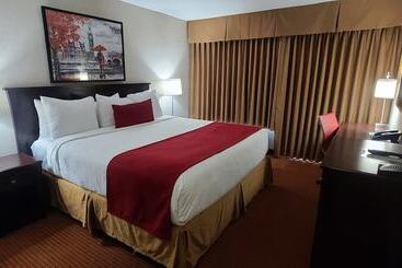 هتل Surestay By Best Western Richmond Vancouver Airport