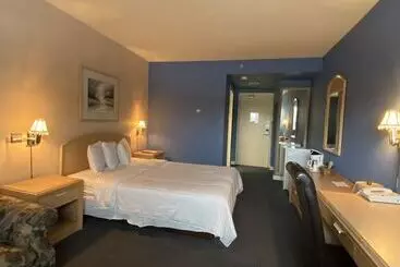 Riverside Resort & Conference Centre