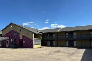 ホテル Travelodge by Wyndham Chetwynd