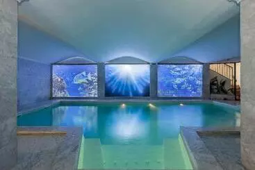 酒店 Le Roi Theodore & Spa