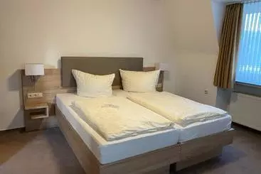 فندق Schmidt Mönnikes