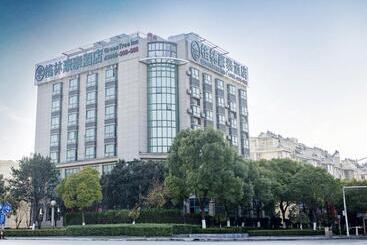 호텔 Greentree Inn Taizhou Gaogang District Business