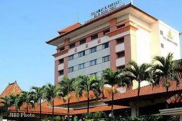 The Sunan Hotel Solo