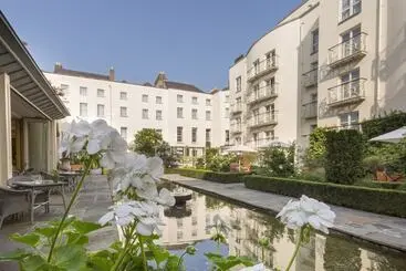 هتل The Merrion