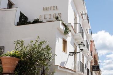 فندق Elios