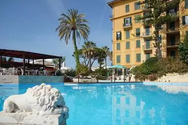 Grand Hotel De Londres