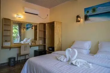 هتل Relax Residence Thoddoo Maldives