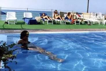 בית מלון כפרי Il Gabbiano Beach