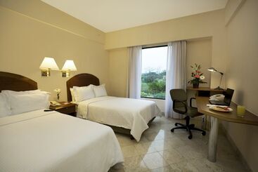 Hotel Fiesta Inn Colima