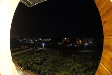 Hotel Breeze Suites Transit