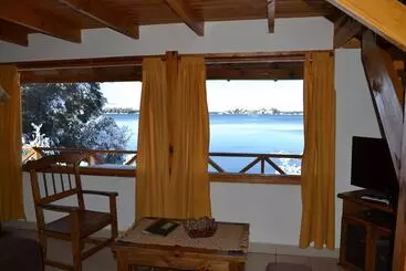 Hotelli Caren   Cabanas & Suites
