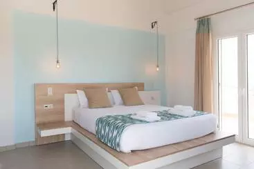 ツーリストアパートメント Kotroni Villas