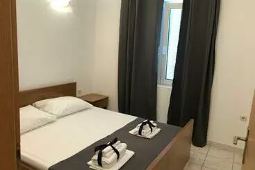 ペンション Apartments Ana & Ita