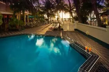 The Atrium Beach Resort And Spa, Ascend Hotel Collection