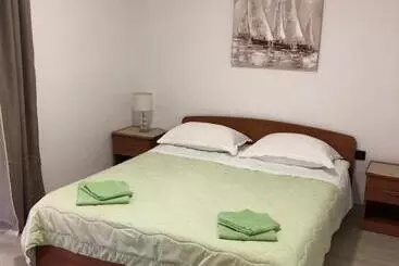 Pensió Apartmans And Rooms   Slavica