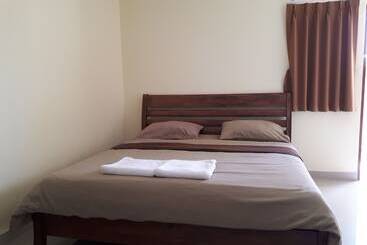 בית מלון כפרי Wattana House